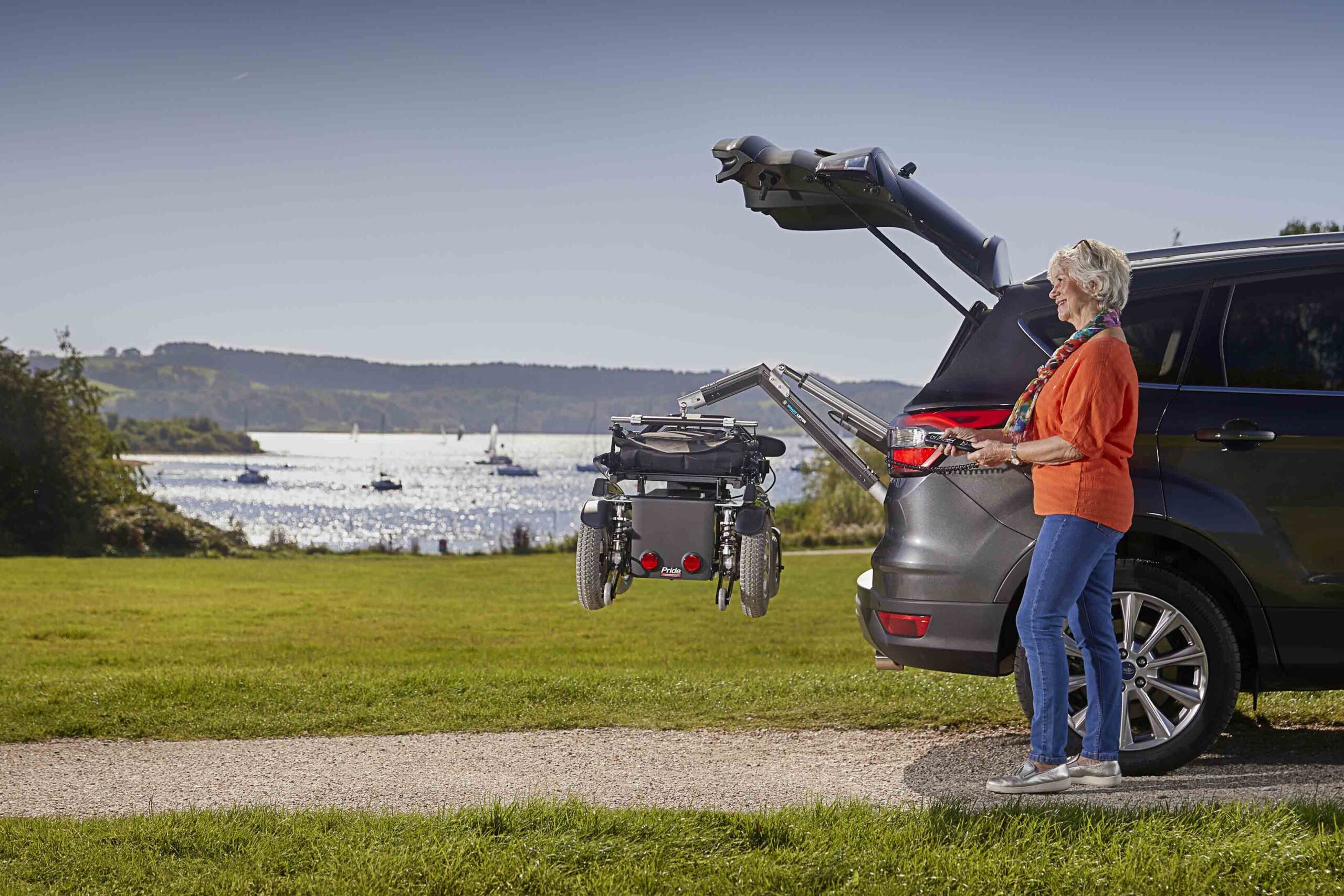 mobility innovations lifting powerchair into vehicle